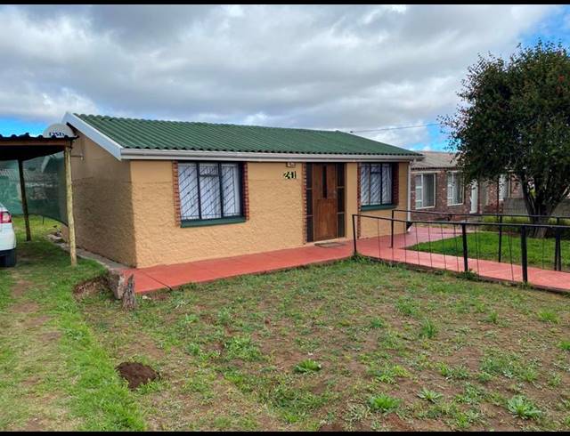 2 BEDROOM HOUSE FOR SALE IN EZIBELENI